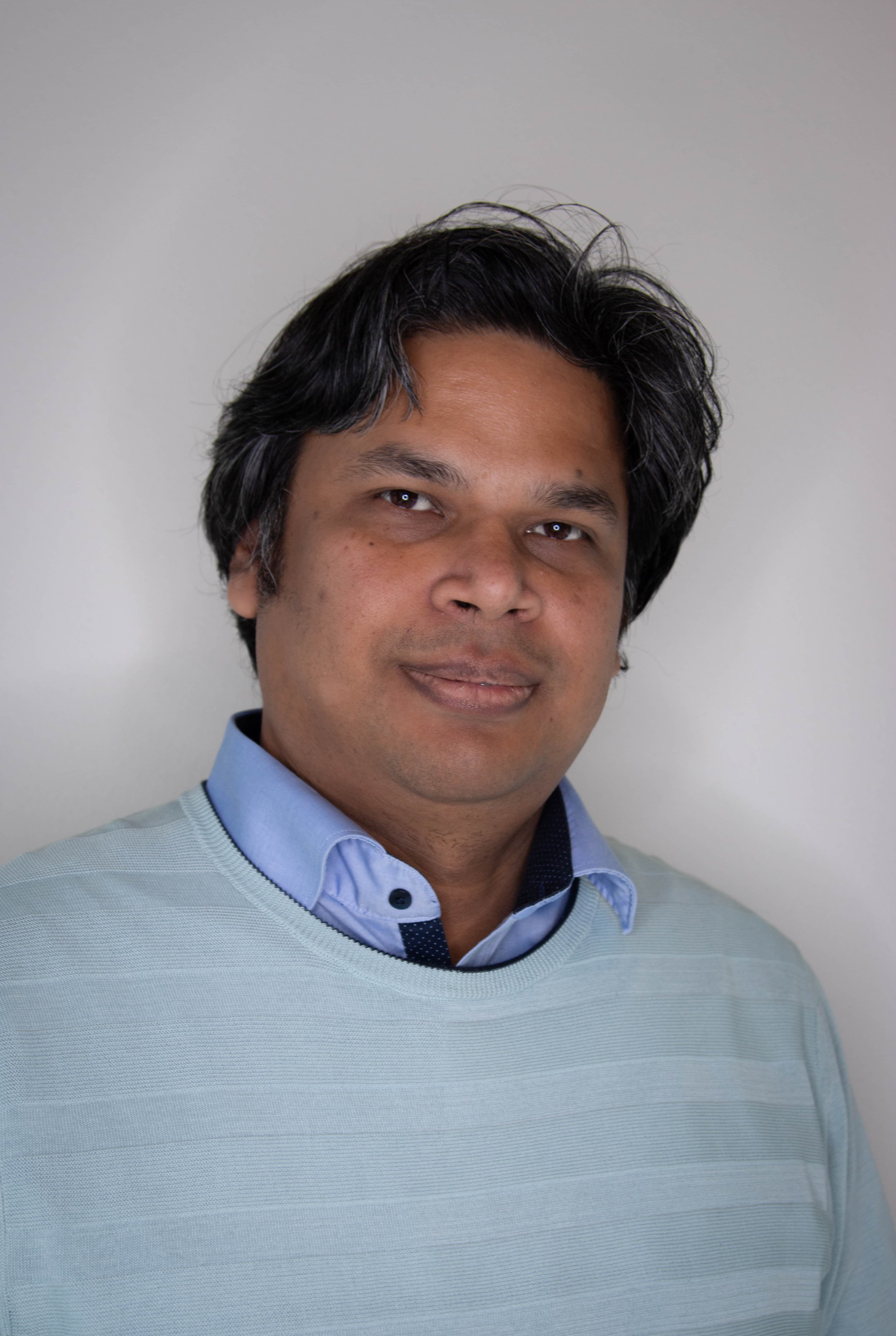 অনুপম সৈকত শান্ত